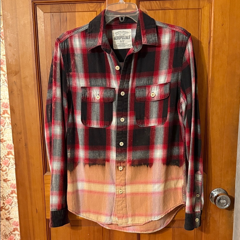 Aeropostale Red and Black Ombre Plaid Shirt